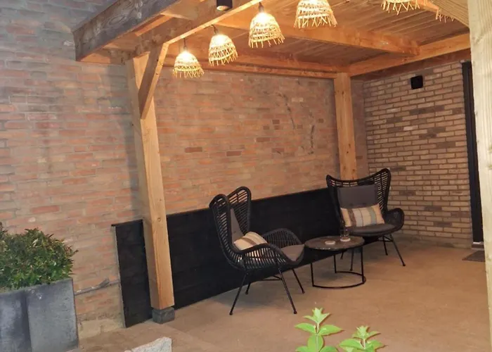 Bed and breakfast Ut Hófke 3*